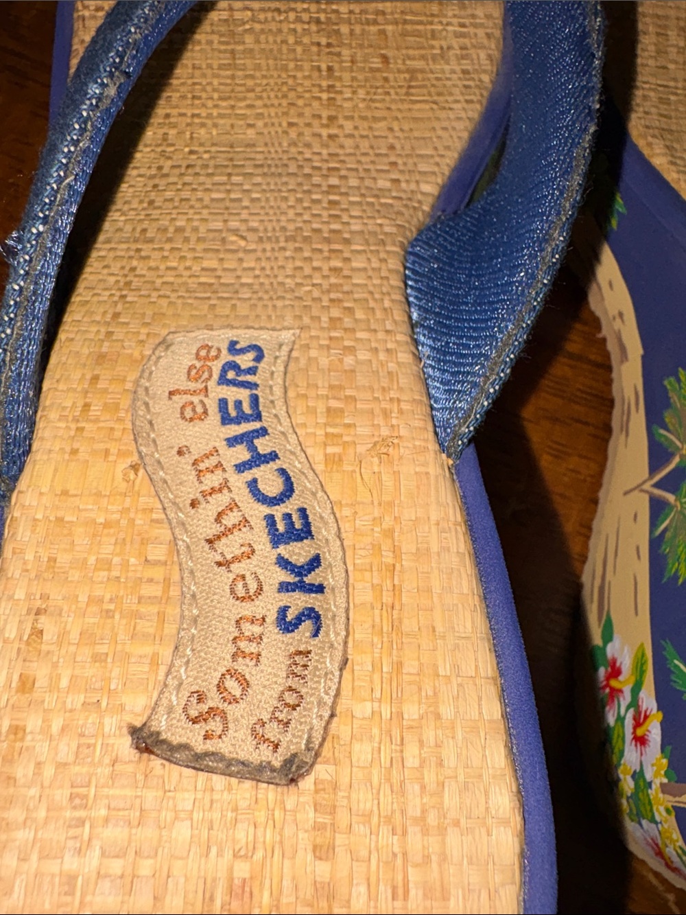 Skechers Somethin’ else Y2K Navy Tropical Platform Wedge Flip Flops - Picture 6 of 6